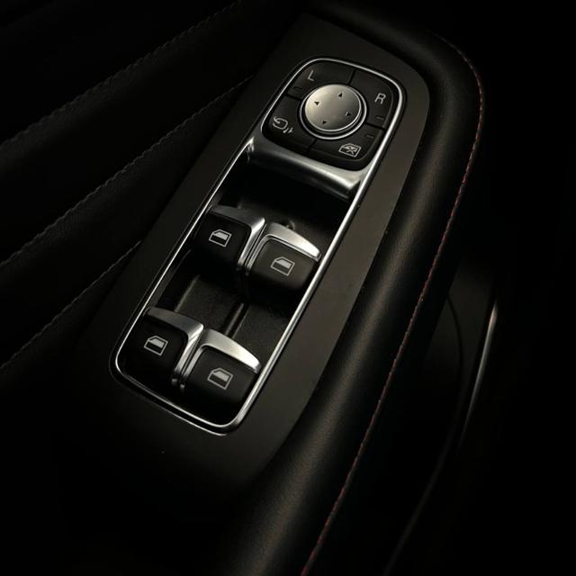 MG HS usata, con Autoradio digitale