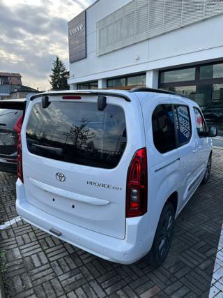TOYOTA Proace City Verso usata, con Fari LED