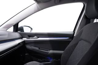 VOLKSWAGEN Golf usata, con Touch screen
