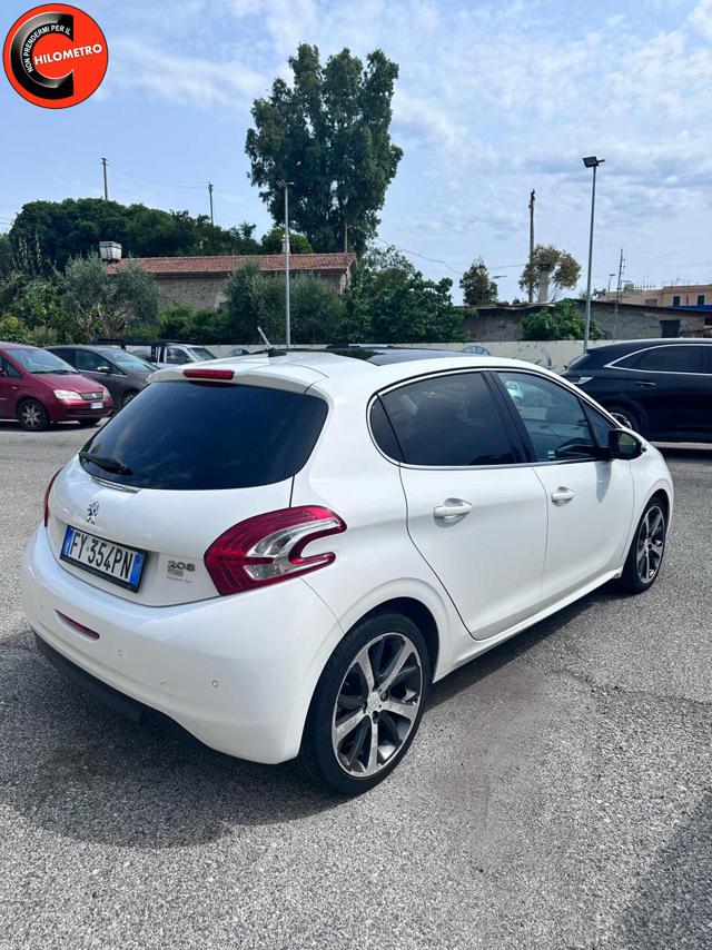 PEUGEOT 208 usata, con Chiusura centralizzata telecomandata