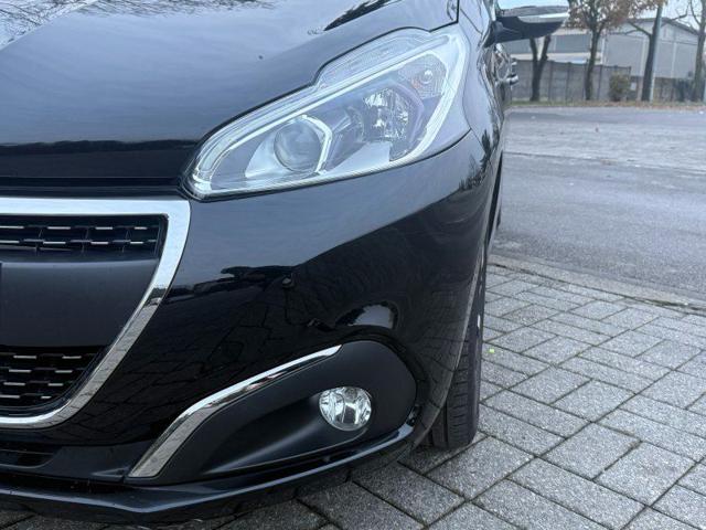 PEUGEOT 208 usata, con Vivavoce