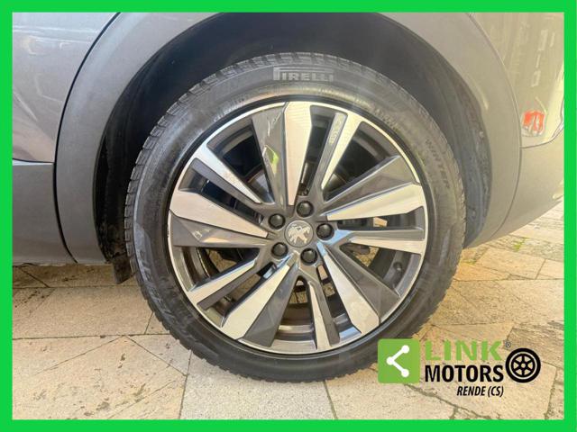 PEUGEOT 3008 usata, con Park Distance Control