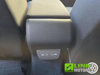 VOLKSWAGEN Taigo usata 32