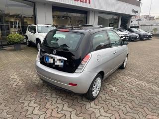 LANCIA Ypsilon usata, con Autoradio