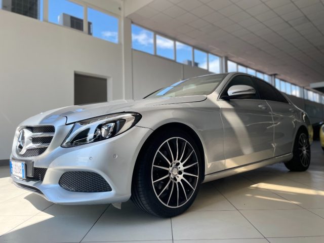 MERCEDES-BENZ C 180 usata, con Specchietti laterali elettrici