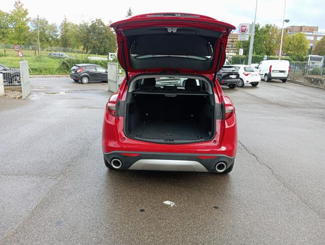 ALFA ROMEO Stelvio usata, con Autoradio