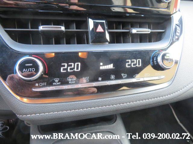 TOYOTA Corolla usata, con Sistema di navigazione