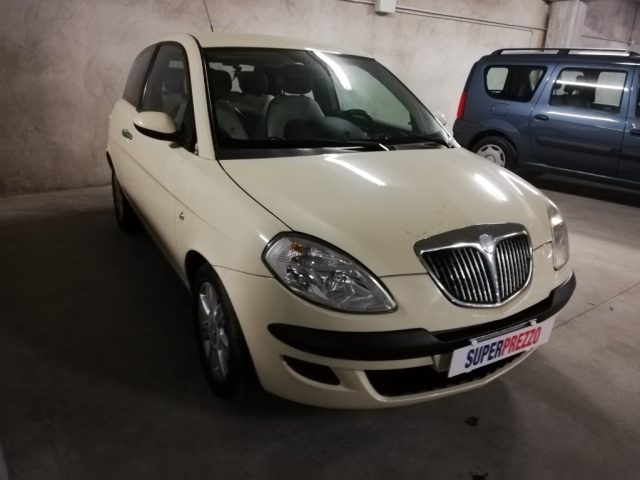 LANCIA Ypsilon usata, con Servosterzo