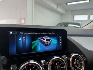 MERCEDES-BENZ GLA 200 usata, con Park Distance Control