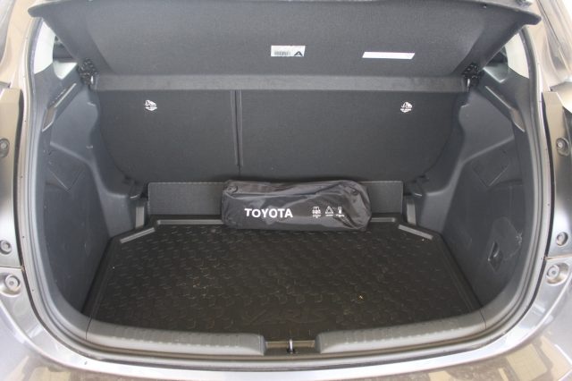 TOYOTA Yaris usata, con Controllo elettronico della corsia