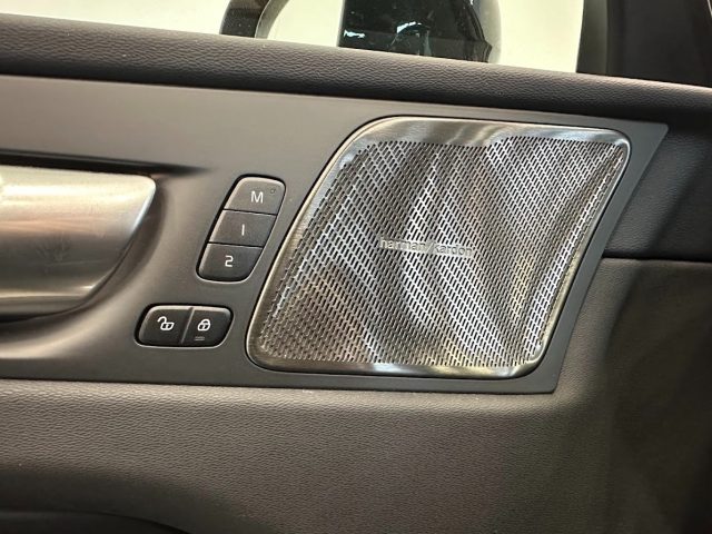 VOLVO XC60 usata, con Bluetooth