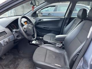 OPEL Astra usata, con Alzacristalli elettrici