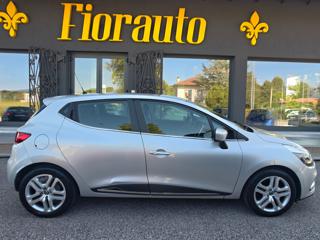 RENAULT Clio usata, con Airbag laterali