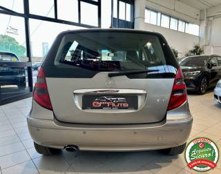 MERCEDES-BENZ A 180 usata, con Alzacristalli elettrici