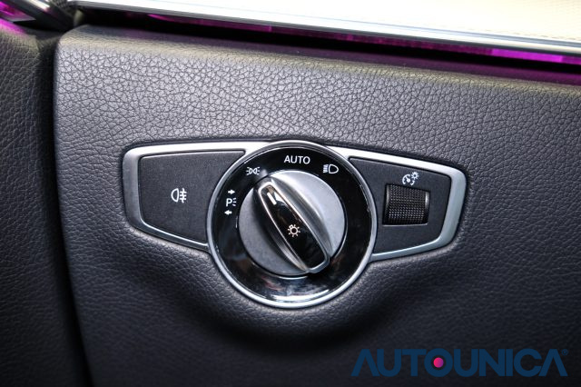 MERCEDES-BENZ E 220 usata, con Bracciolo