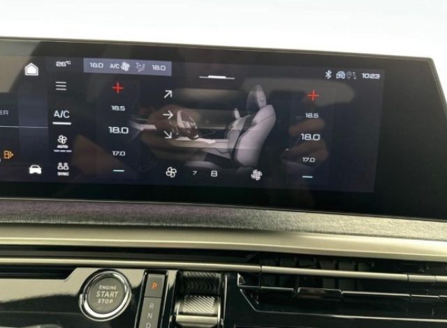 PEUGEOT 5008 usata, con Monitoraggio pressione pneumatici