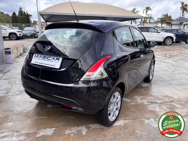 LANCIA Ypsilon usata, con Boardcomputer