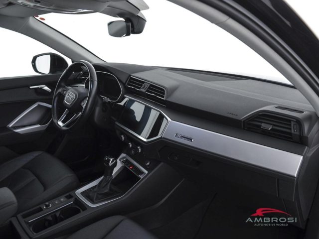 AUDI Q3 usata 11