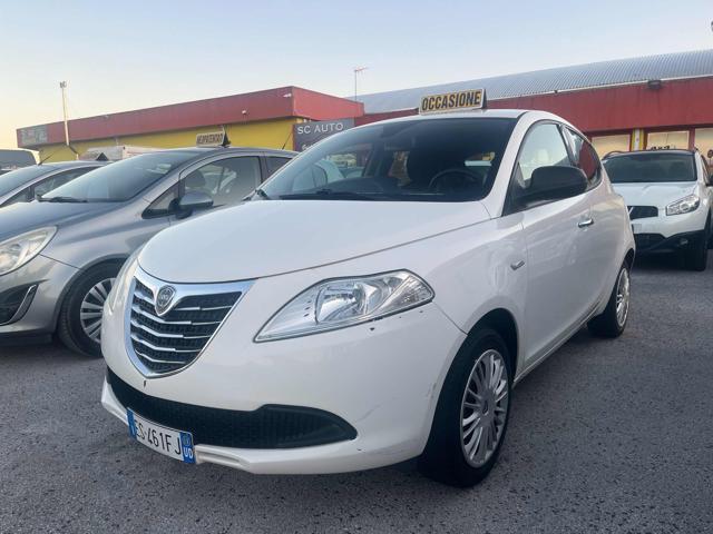 LANCIA Ypsilon usata, con ABS