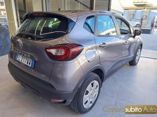 RENAULT Captur usata, con Autoradio