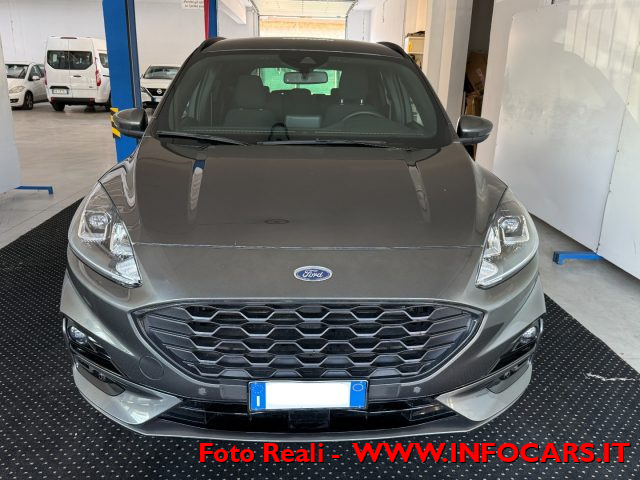 FORD Kuga usata, con Portellone posteriore elettrico