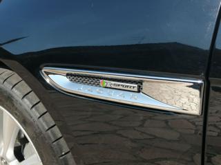 JAGUAR XE usata, con Autoradio