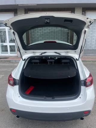 MAZDA 3 usata, con Airbag