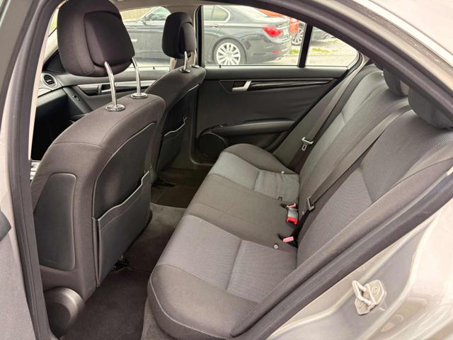 MERCEDES-BENZ C 200 usata, con Cerchi in lega