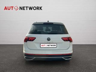 VOLKSWAGEN Tiguan usata, con Autoradio