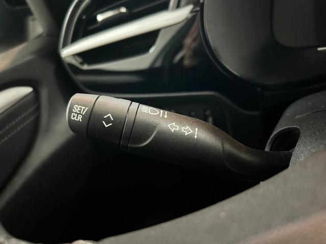 OPEL Corsa usata, con Park Distance Control