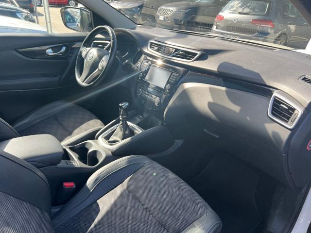 NISSAN Qashqai usata, con Autoradio