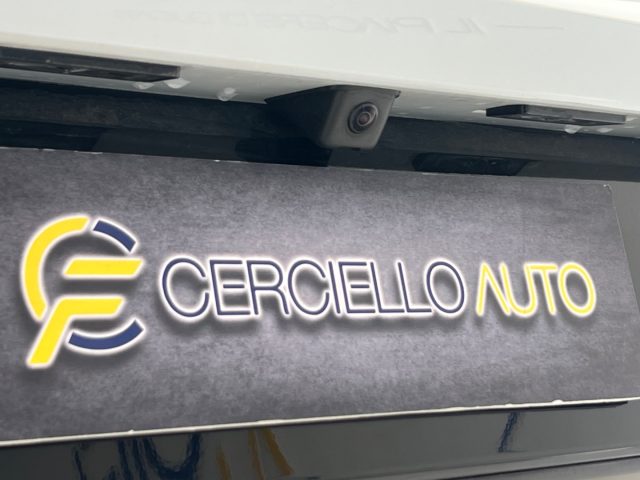 PEUGEOT 208 usata, con Fari LED