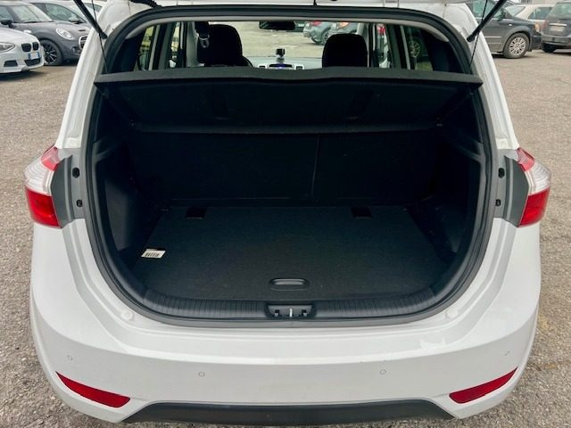 HYUNDAI iX20 usata, con Volante multifunzione