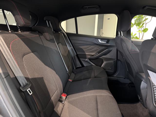 FORD Focus usata, con Park Distance Control