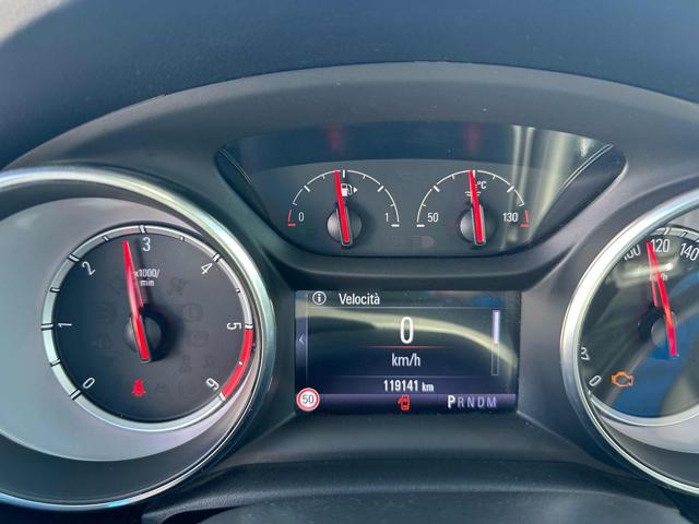 OPEL Astra usata, con Regolazione elettrica sedili
