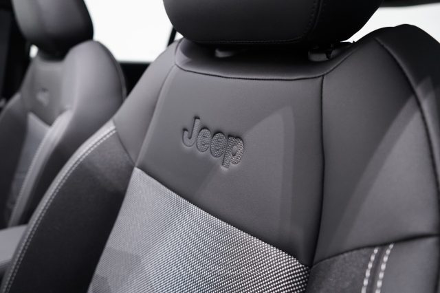 JEEP Avenger usata, con Volante multifunzione