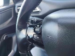 PEUGEOT 308 usata, con Park Distance Control