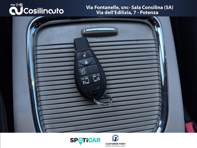 LANCIA Voyager usata, con Volante in pelle