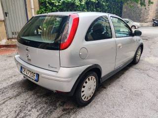 OPEL Corsa usata, con Chiusura centralizzata
