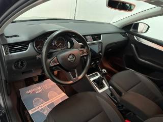 SKODA Octavia usata, con Sedile posteriore sdoppiato