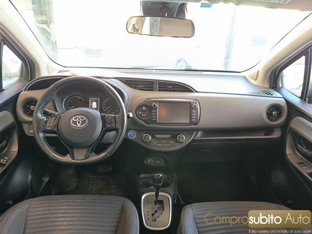 TOYOTA Yaris usata, con Bluetooth