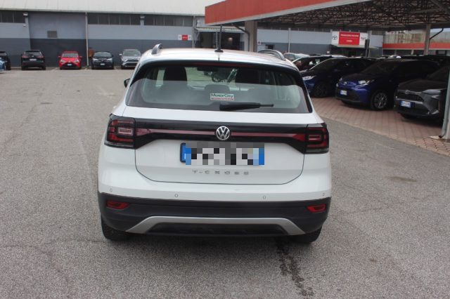 VOLKSWAGEN T-Cross usata, con Autoradio