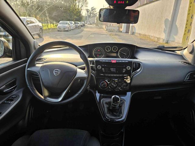 LANCIA Ypsilon usata, con Sedile posteriore sdoppiato