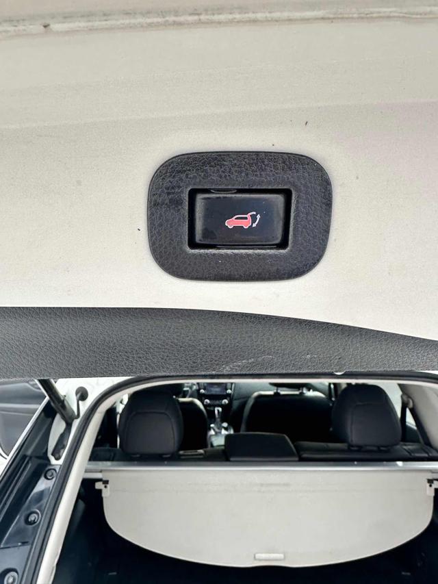 NISSAN X-Trail usata, con Fari Xenon