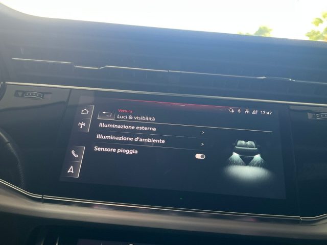 AUDI Q8 usata, con Autoradio digitale