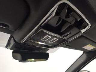 LAND ROVER Range Rover Velar usata, con Sedili riscaldati