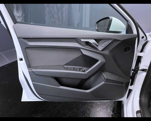 AUDI A3 usata, con Autoradio digitale