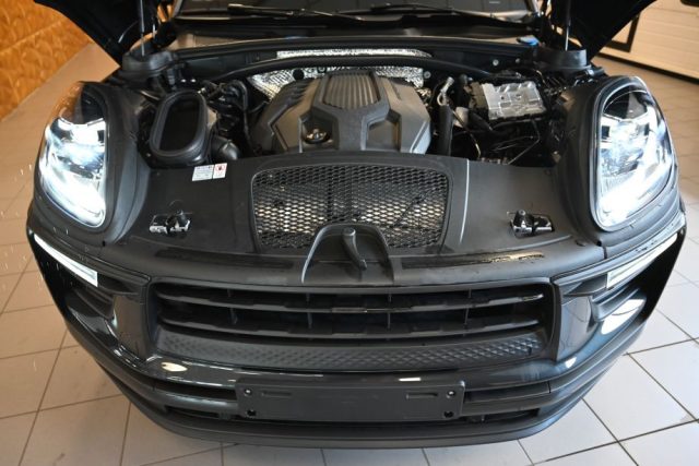 PORSCHE Macan usata 143