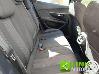 PEUGEOT 3008 usata, con Airbag testa