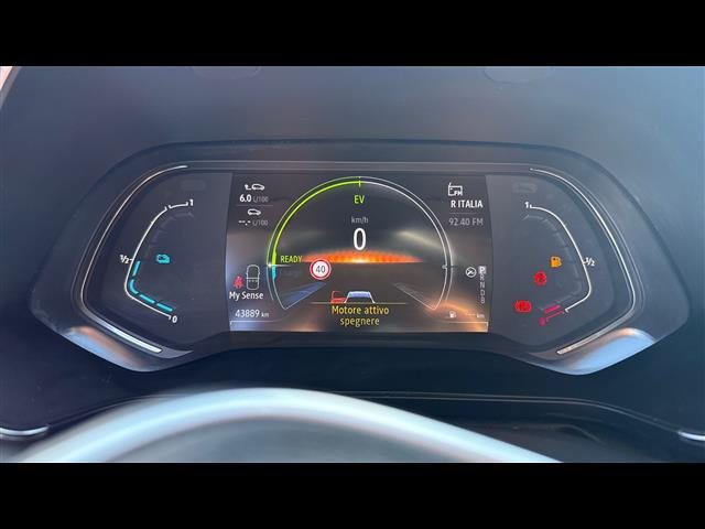 RENAULT Captur usata, con Controllo automatico clima